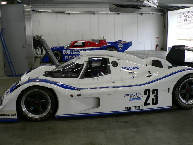 Nissan r90c