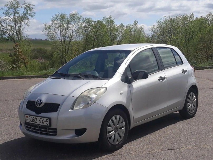 Toyota Yaris 2