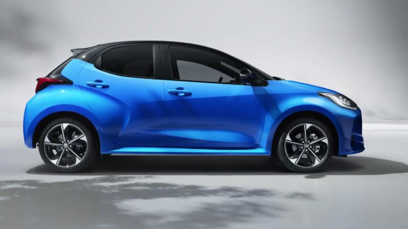 Тойота Ярис 2020