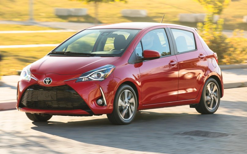 Тойота Ярис