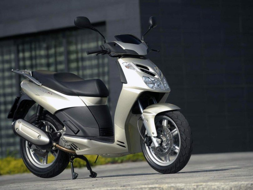 Aprilia Sportcity Cube 300