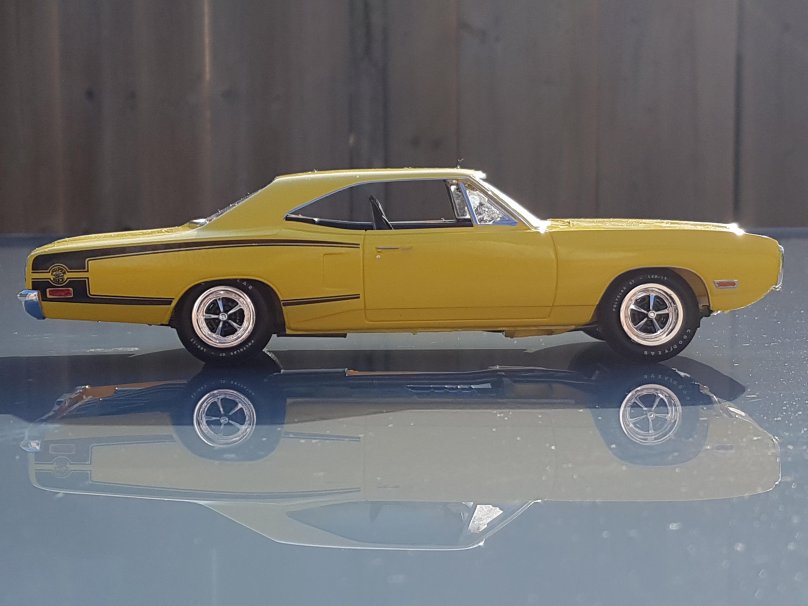 Dodge Coronet super Bee Scale 1970 оранжевый