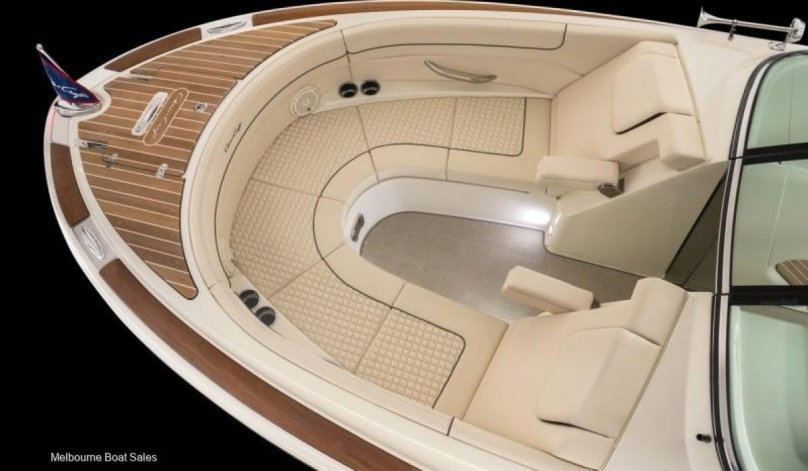 Chris-Craft Launch 28