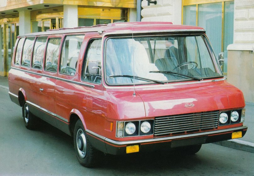 ЗИЛ-3207 Юность