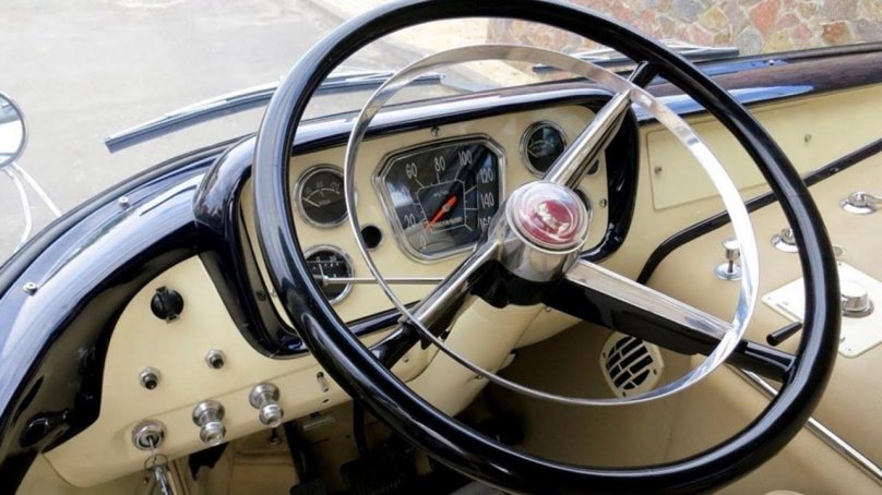 ЗИЛ-118 Юность салон