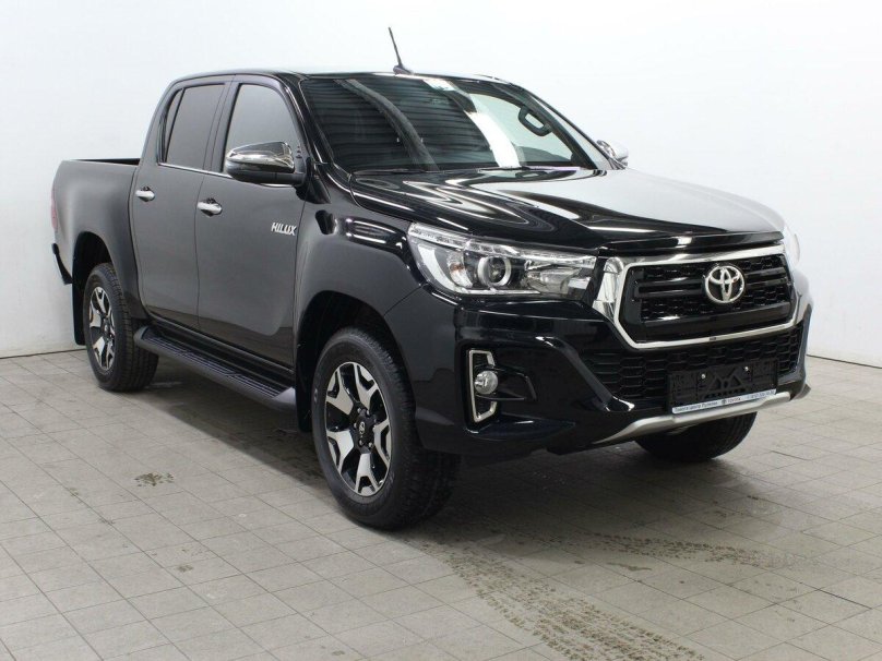Toyota Hilux VIII,2019