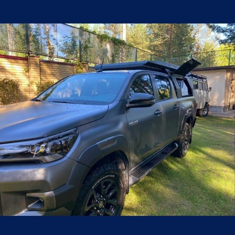 Toyota Hilux 2020 Black Onyx