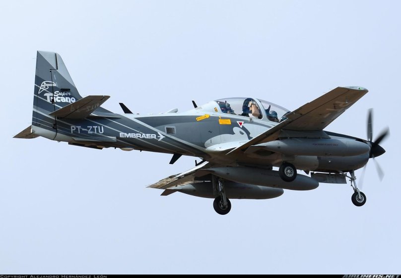 EMB 314 super Tucano чертежи