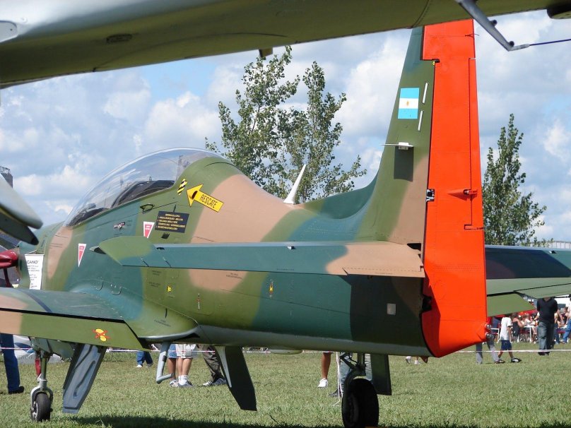 Embraer EMB 312 Tucano чертеж