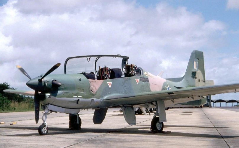 Embraer t-27m Tucano