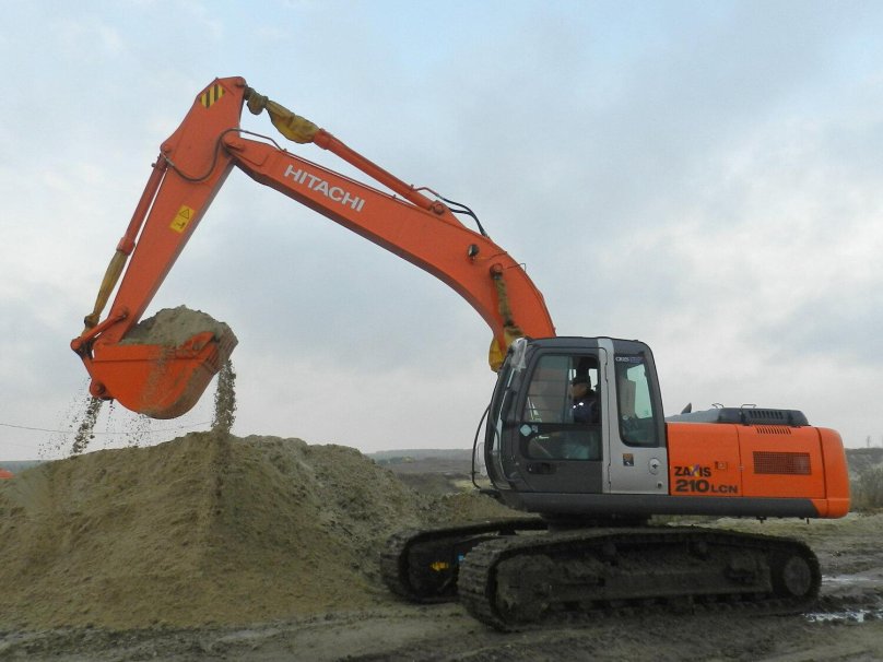 Экскаватор Хитачи 210 гусеничный