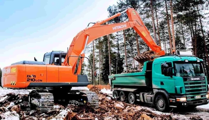 Экскаватор Хитачи zx210