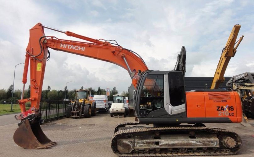 Экскаватор Hitachi zx210lcn-5a
