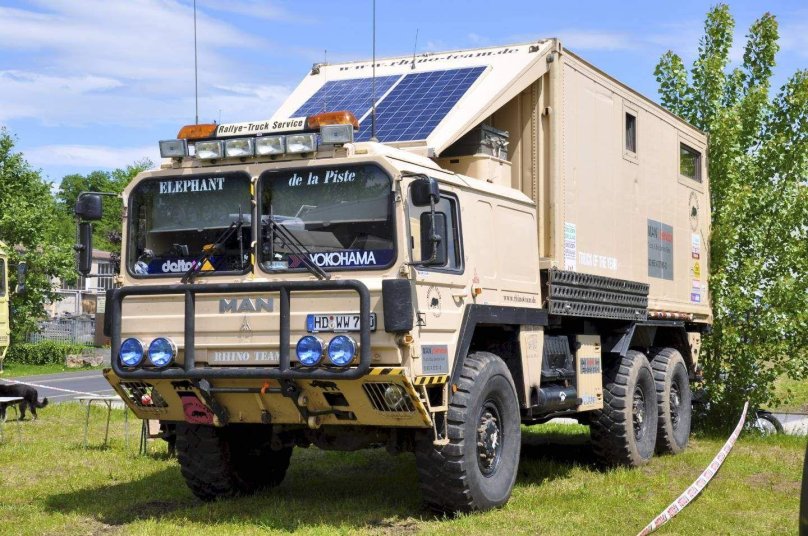 Внедорожный автодом man 8x8