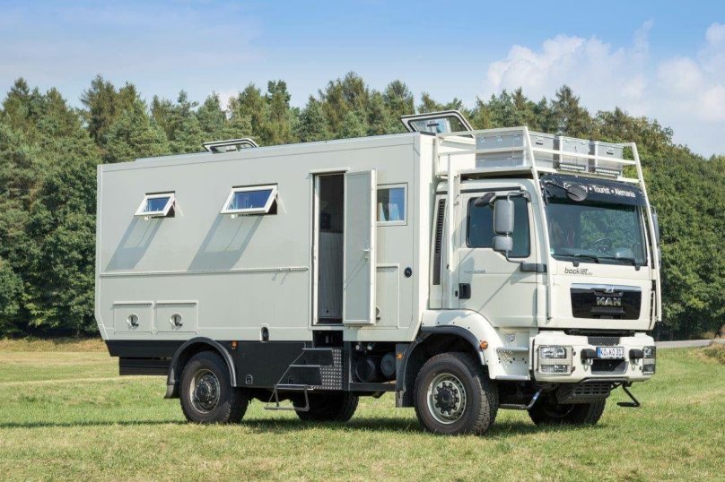 Автодом Mercedes Sprinter 6x6 Bimobil