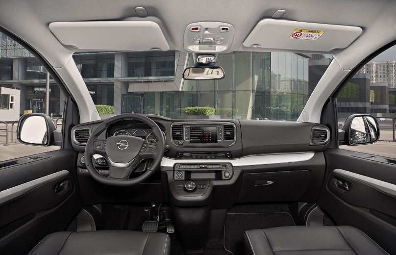 Микроавтобус Опель Зафира лайф