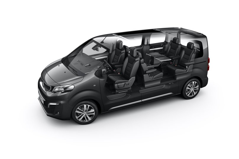 Пежо Травеллер 2022