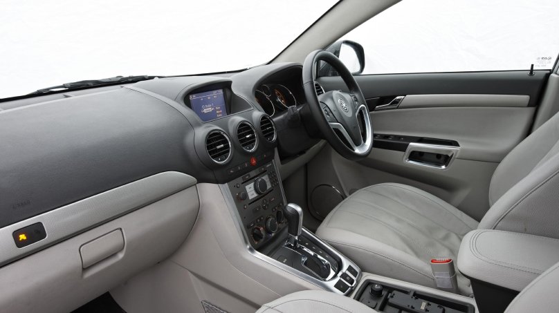 Vauxhall Antara Interior