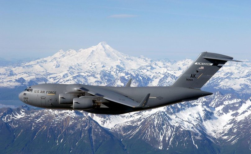 Самолет Boeing c-17а Globemaster III