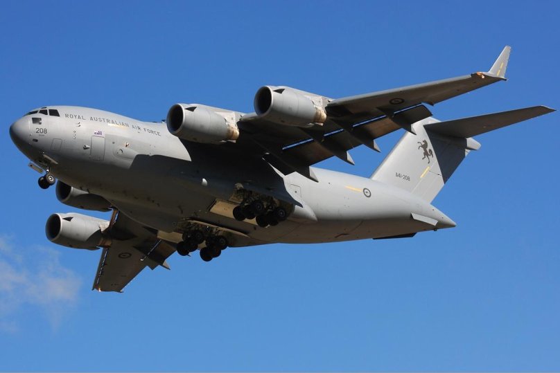 Самолет c-17 Globemaster III