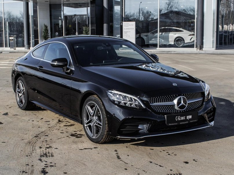 Mercedes-Benz w205 черная