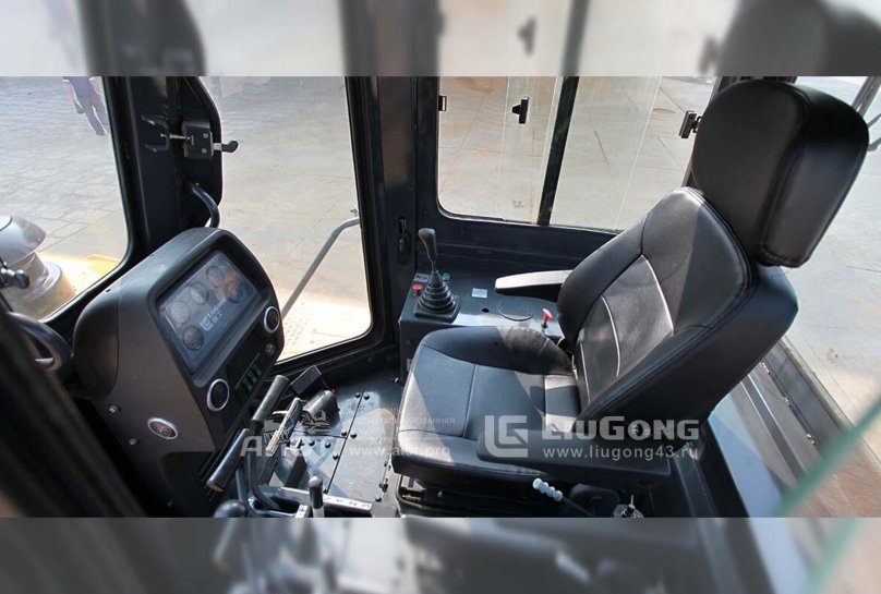 Бульдозер Liugong b320