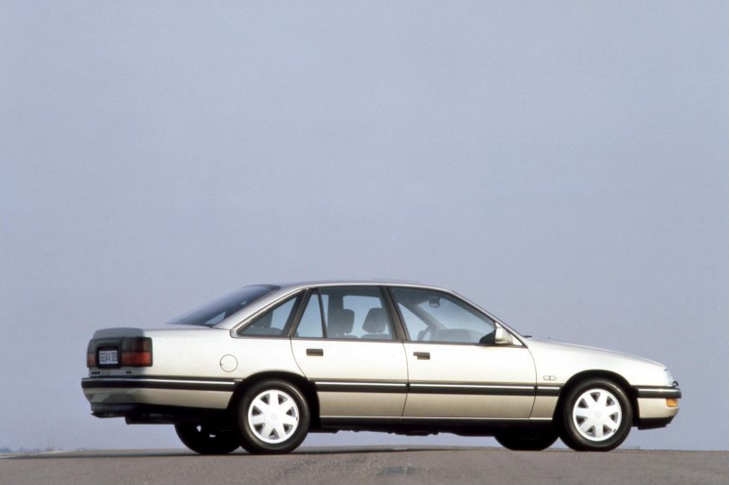 Опель сенатор 1990 3.0