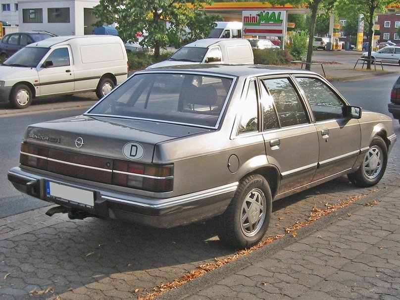 Opel Senator 1986