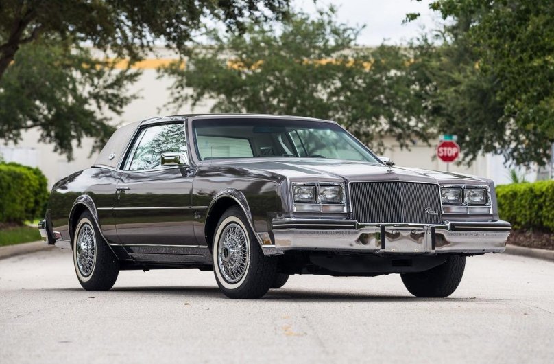 Бьюик Ривьера 1984