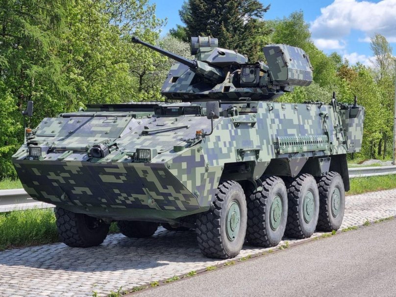 БТР пандур 1