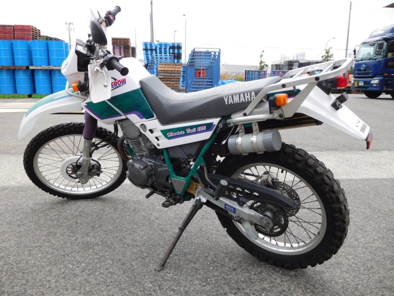 Yamaha Serow 225