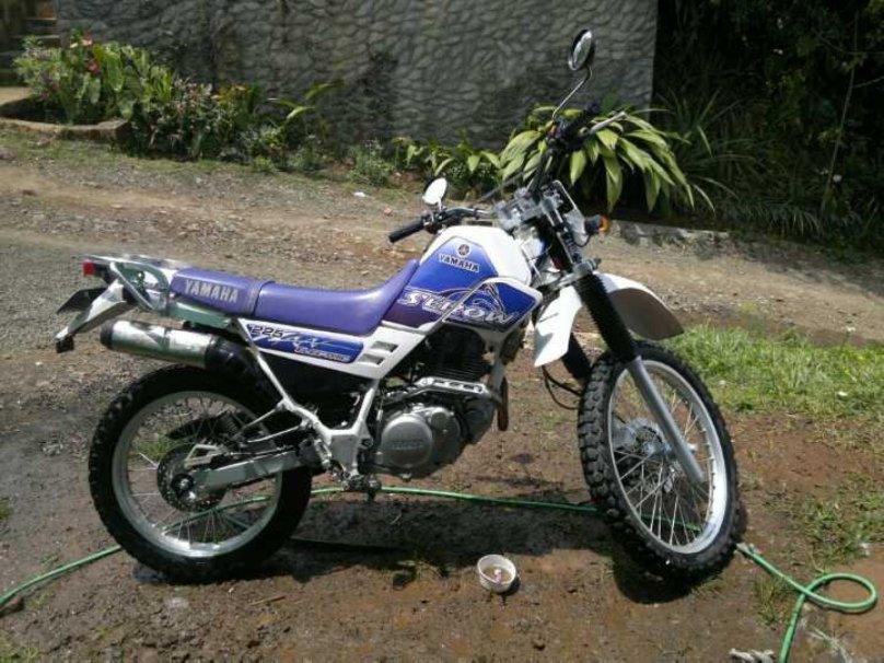 Yamaha xt225