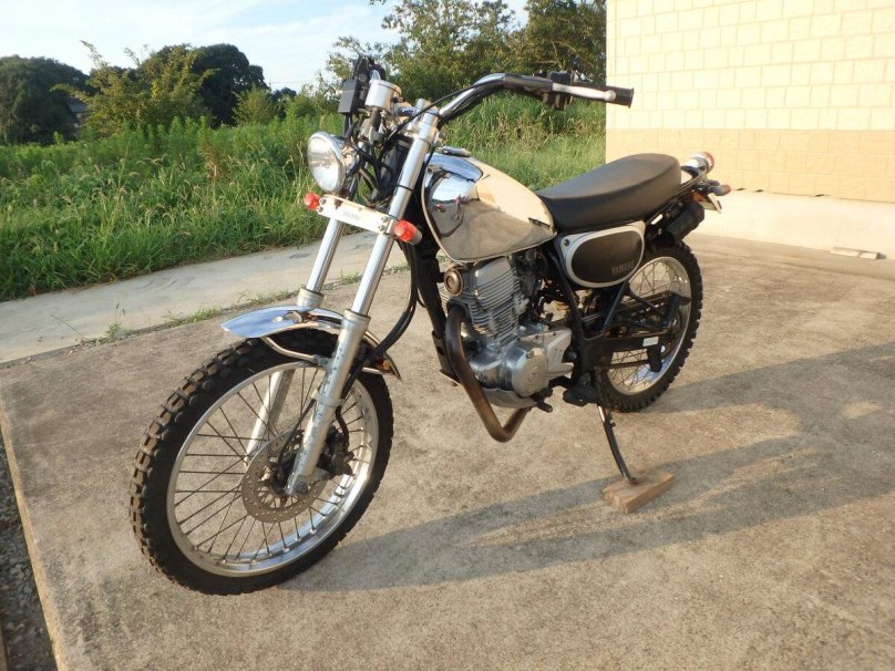 Yamaha Bronco 225