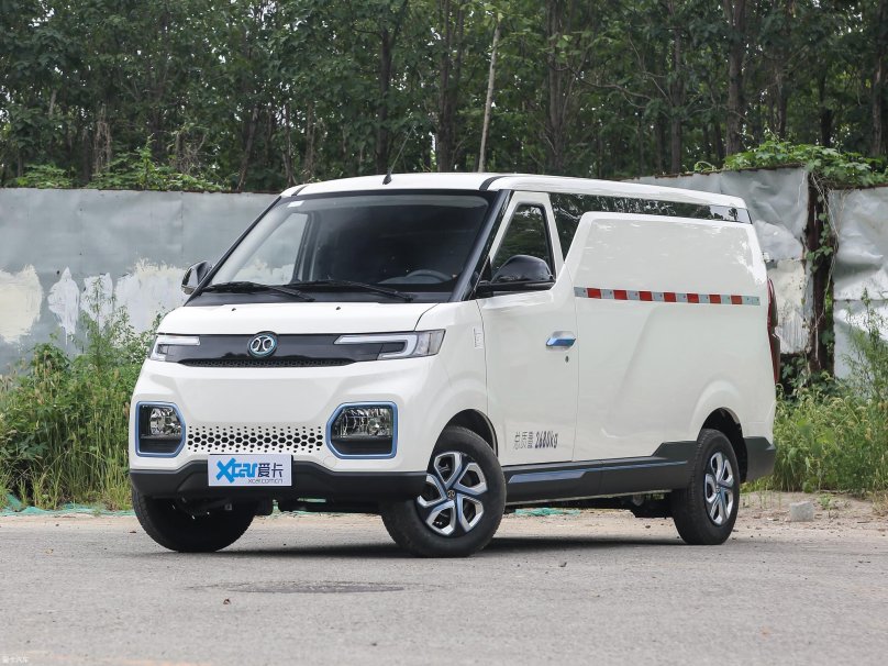 BAIC ev5