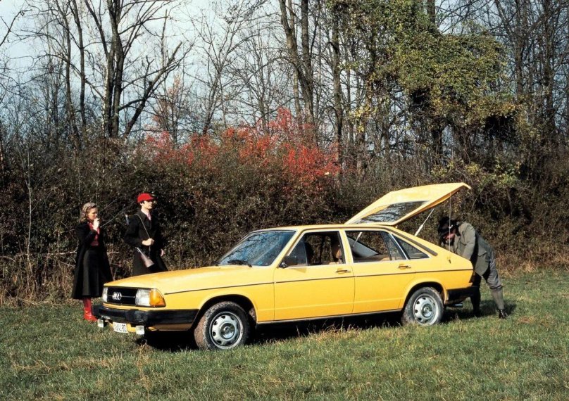 Audi 100 c2