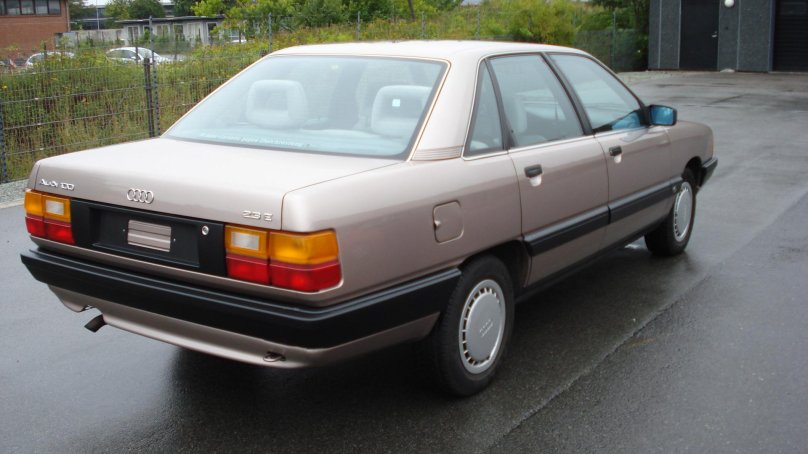 Ауди 100 44 кузов 2.3