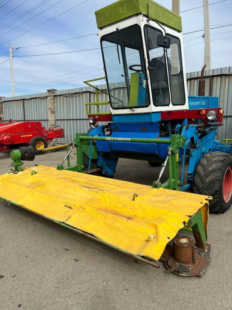 Роторная жатка на е 302