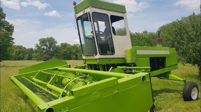 Самоходная косилка плющилка е-303