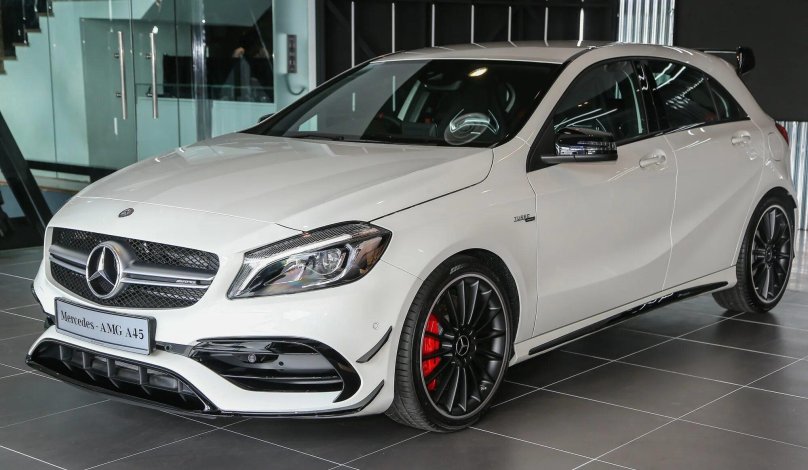 Mercedes Benz a45 AMG