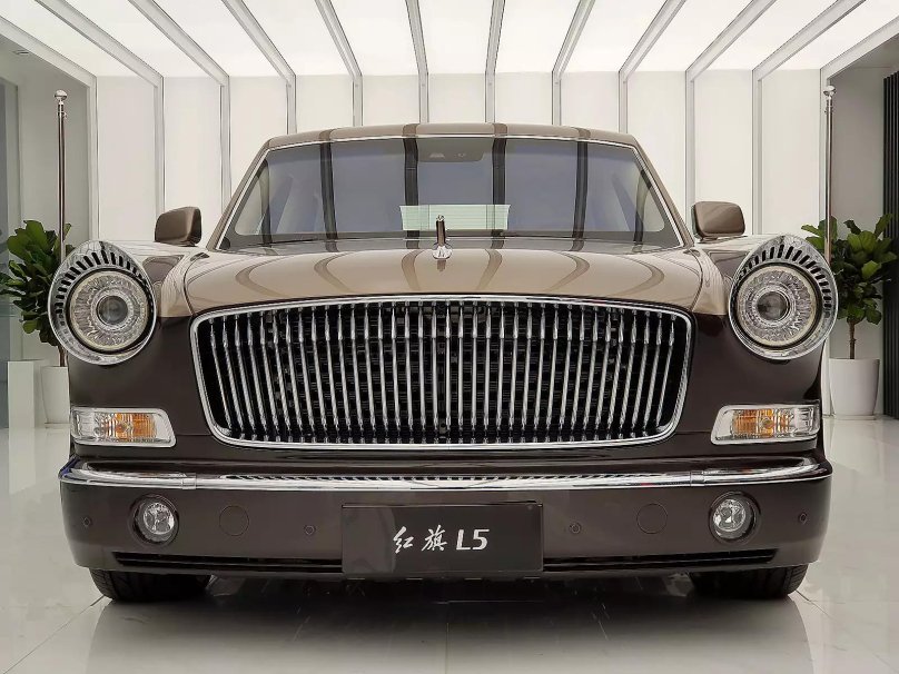 Китайский Аурус автомобиль