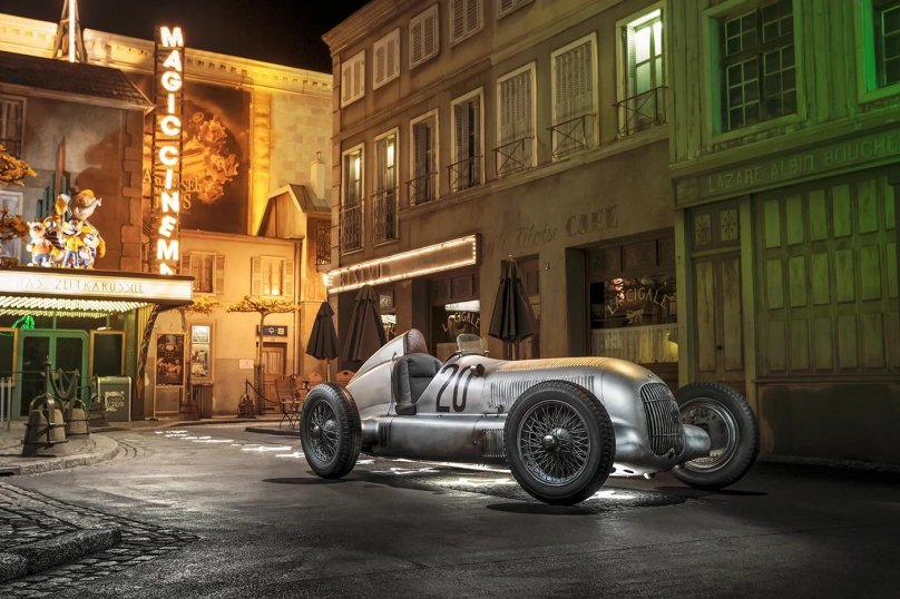 Silver arrow Mercedes w25