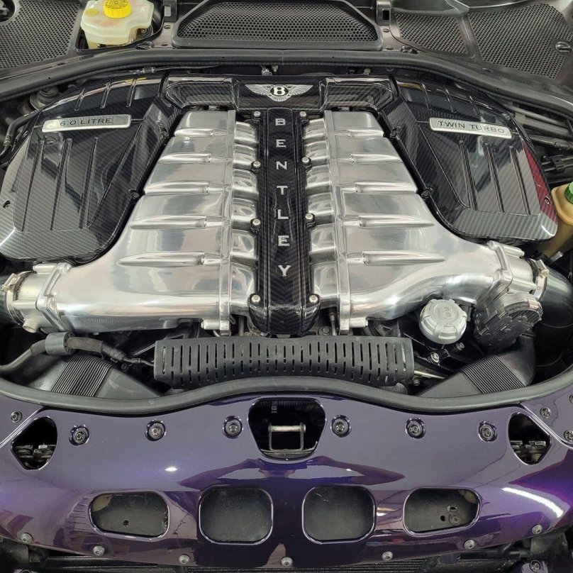 Мотор Bentley w12