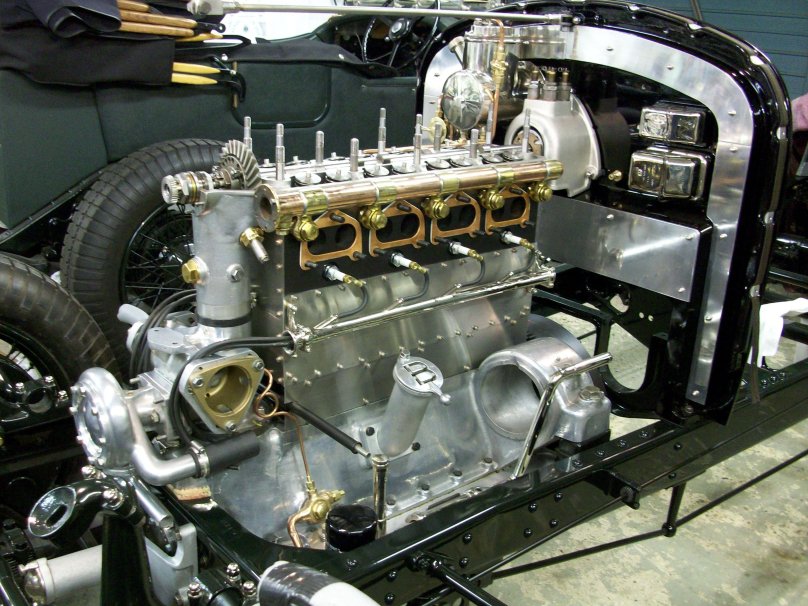 Двигатель Бентли Бловер