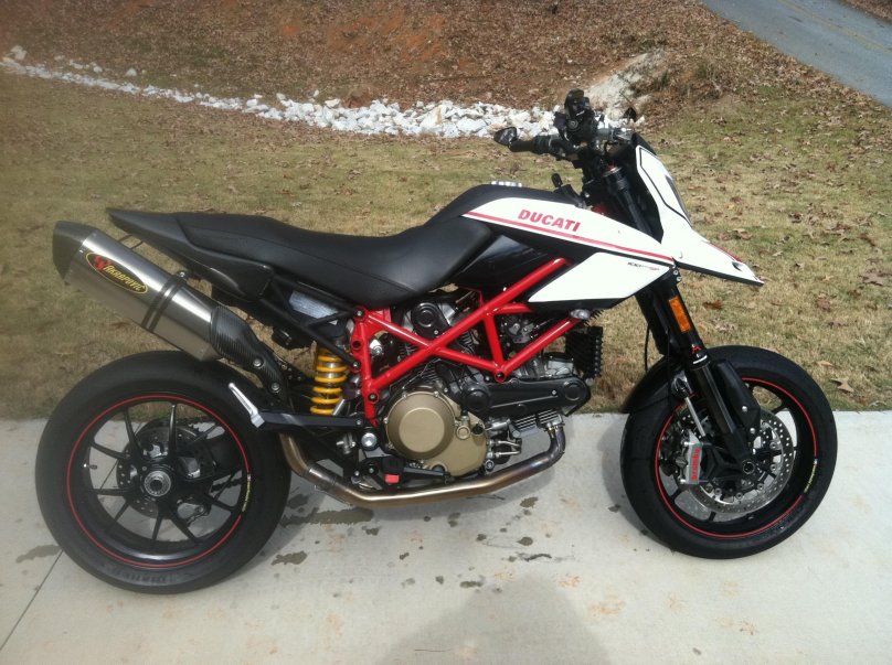 Ducati Hypermotard 821 SP Tuning