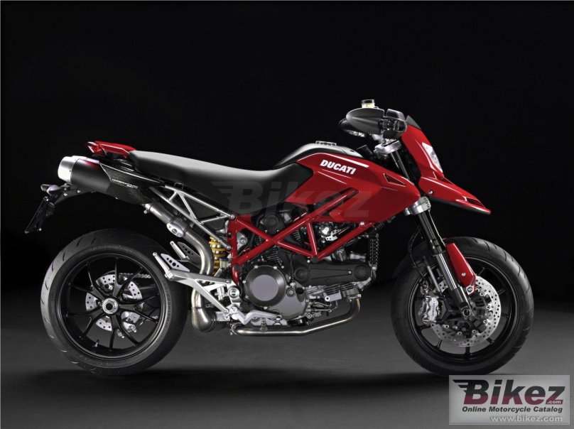 Дукати Гипермотард 1100