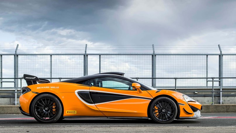 MCLAREN 620