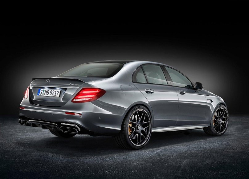 Мерседес АМГ e63 s