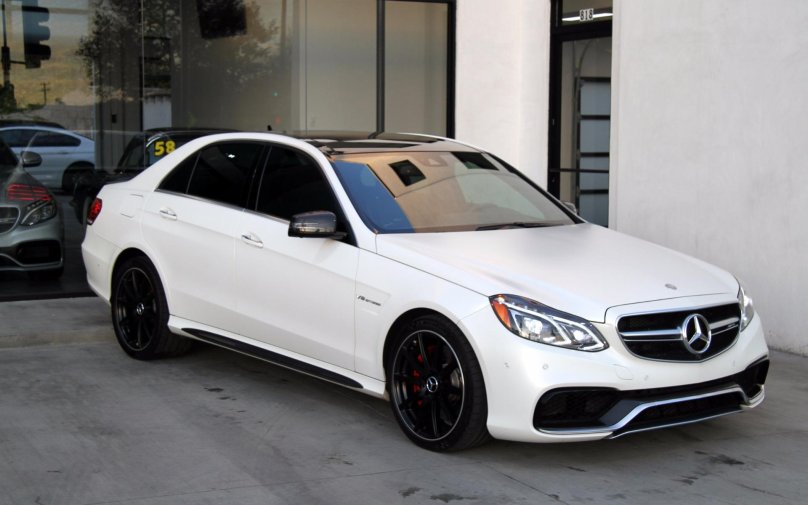 Mercedes Benz e63 AMG w212