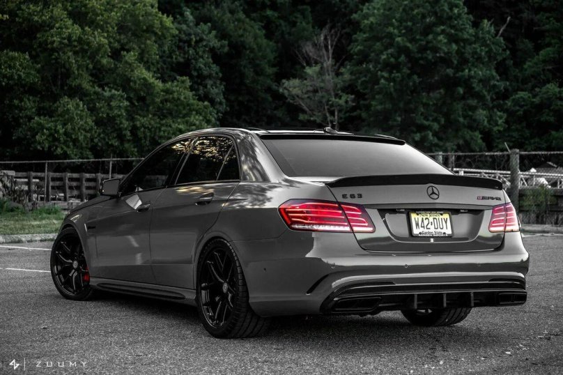 Mercedes e63 AMG 212