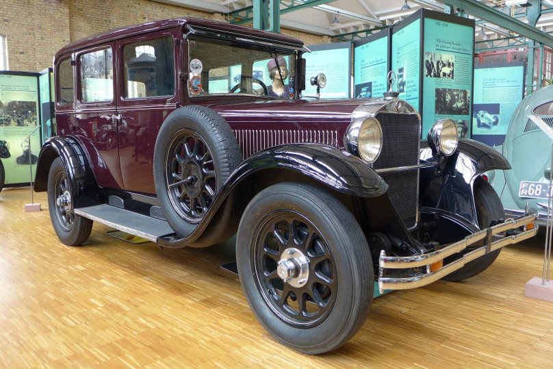 Mercedes-Benz Stuttgart 260